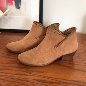 Jack Rogers Sadie suede booties in Oak